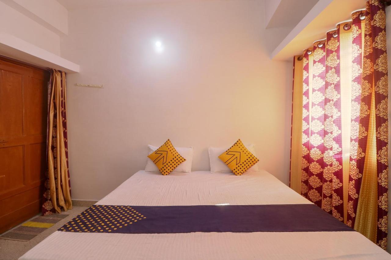 สปอต ออน 61224 โฮเต็ล โอม กัณหา Hotel บิลาสปูร์ ภายนอก รูปภาพ