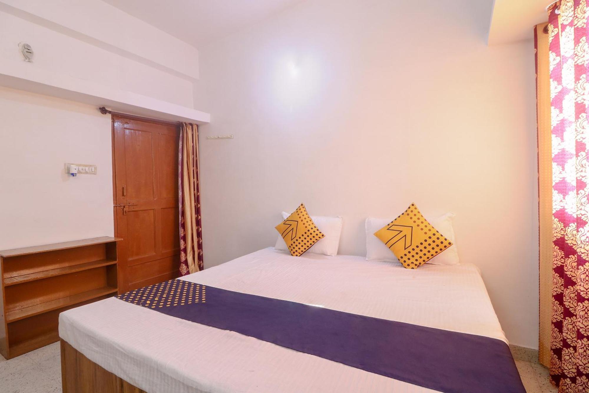 สปอต ออน 61224 โฮเต็ล โอม กัณหา Hotel บิลาสปูร์ ภายนอก รูปภาพ