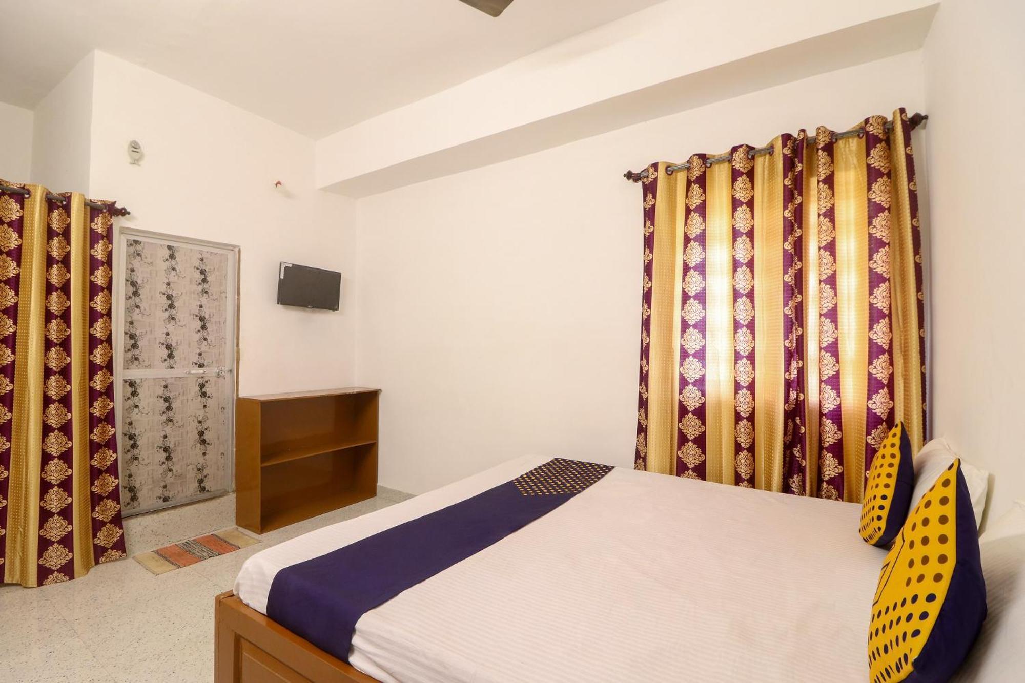 สปอต ออน 61224 โฮเต็ล โอม กัณหา Hotel บิลาสปูร์ ภายนอก รูปภาพ
